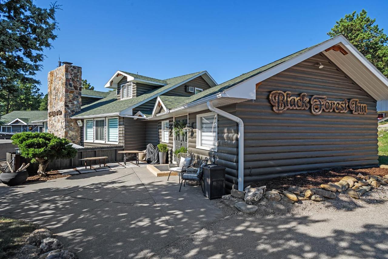 Black Forest Inn Bed & Breakfast Rapid City Bagian luar foto