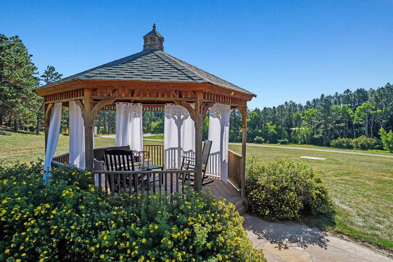 Black Forest Inn Bed & Breakfast Rapid City Bagian luar foto
