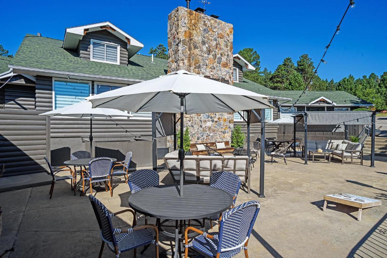 Black Forest Inn Bed & Breakfast Rapid City Bagian luar foto
