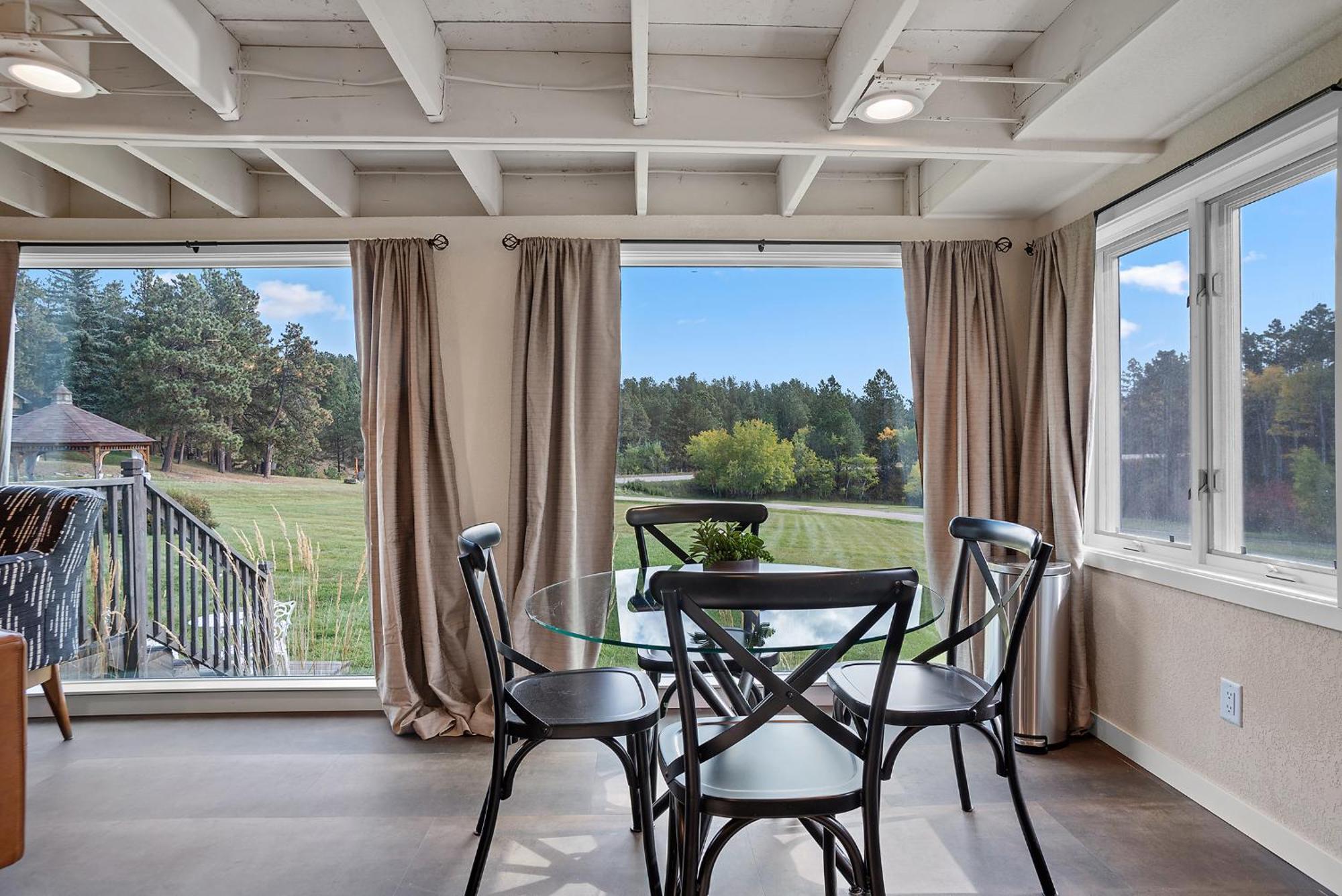 Black Forest Inn Bed & Breakfast Rapid City Bagian luar foto