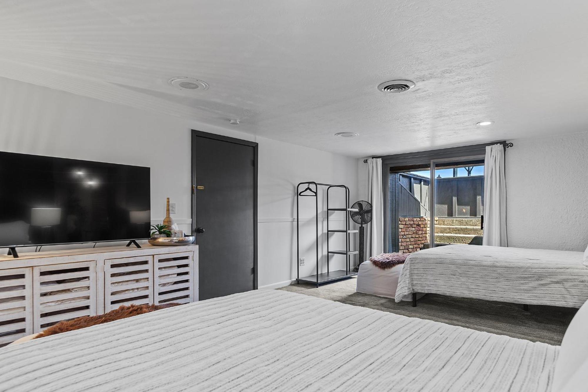 Black Forest Inn Bed & Breakfast Rapid City Bagian luar foto