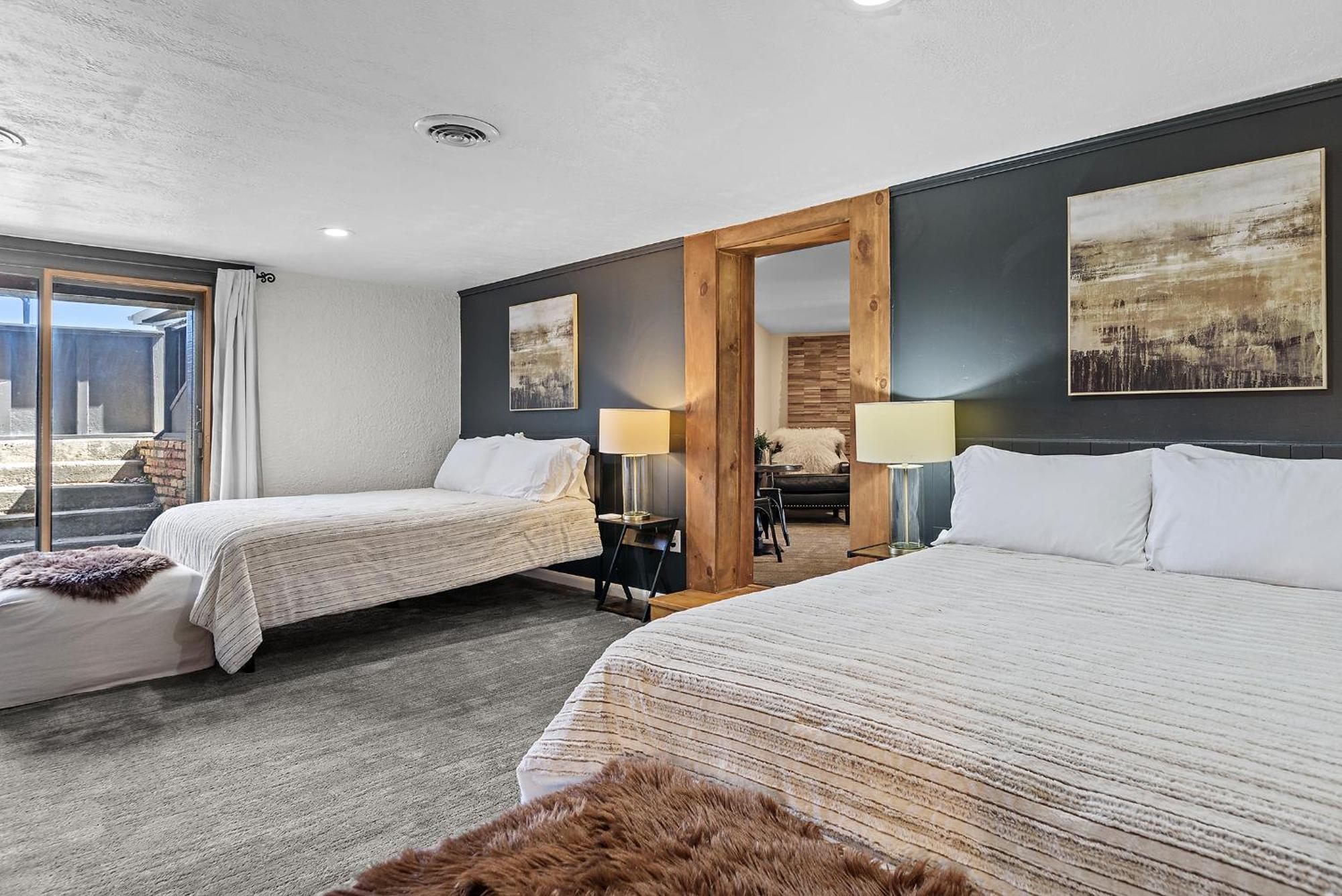 Black Forest Inn Bed & Breakfast Rapid City Bagian luar foto
